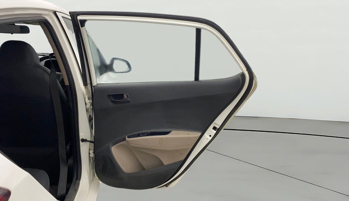 2017 Hyundai Grand i10 MAGNA 1.2 KAPPA VTVT, CNG, Manual, 52,056 km, RHS Rear Door