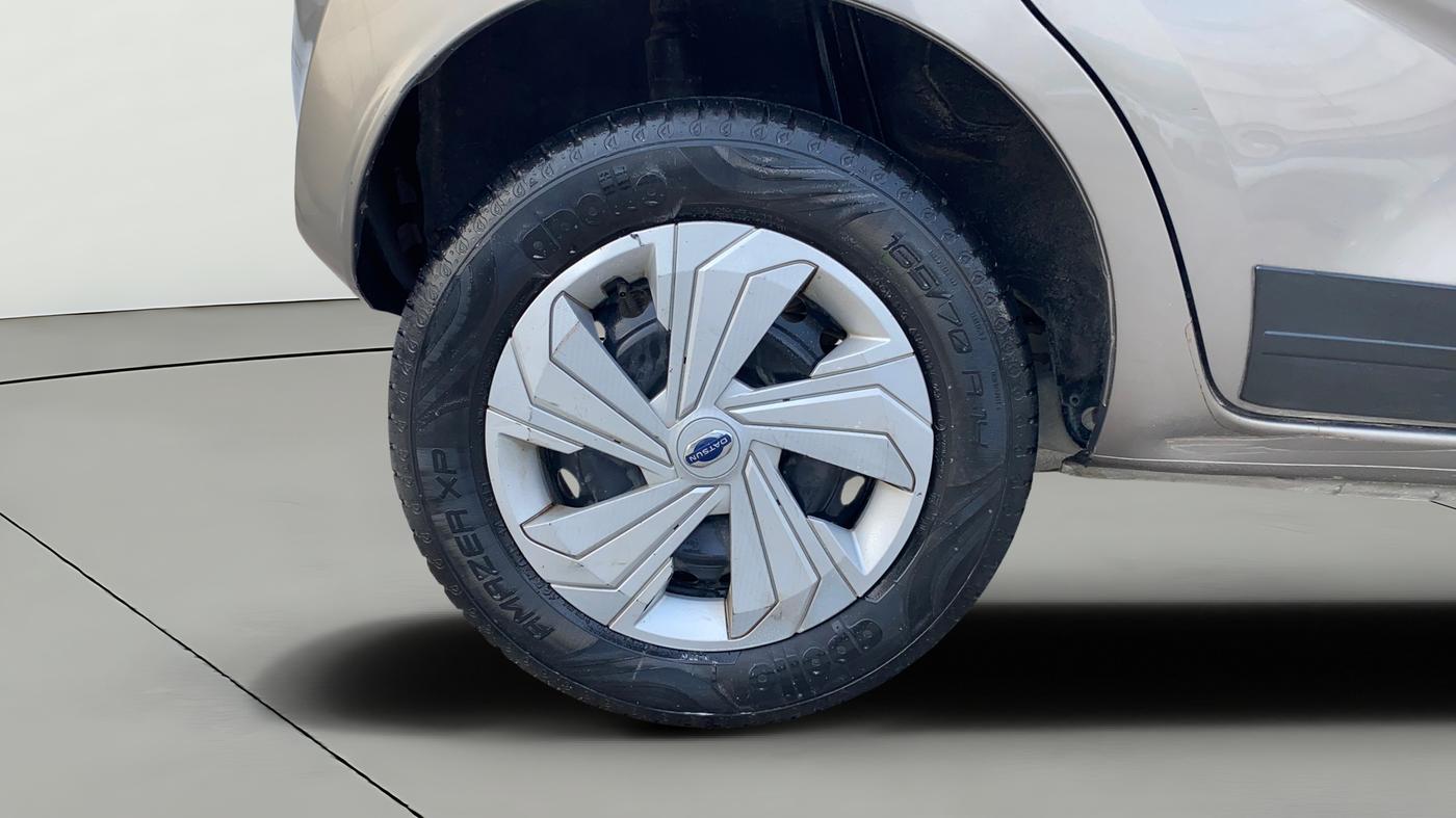2021 Datsun Redi Go T, Petrol, Manual, 27,556 km, Right Rear Wheel