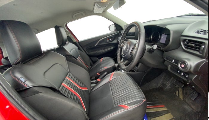 2024 Maruti Swift ZXi AMT, Petrol, Automatic, 21,406 km, Right Side Front Door Cabin