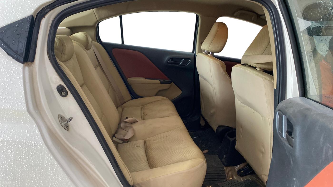 2015 Honda City 1.5L I-VTEC E MT, Petrol, Manual, 43,932 km, Right Side Rear Door Cabin