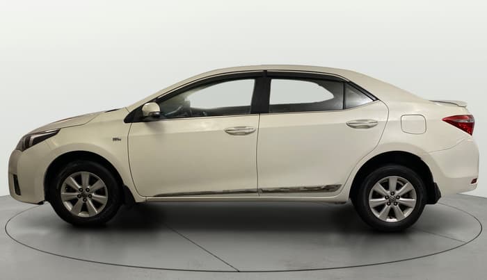 2015 Toyota Corolla Altis G CVT PETROL, Petrol, Automatic, 1,08,835 km, Left Side