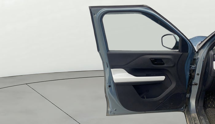 2024 Tata PUNCH Accomplished Dazzle Sunroof, Petrol, Manual, 27,354 km, LHS Front Door