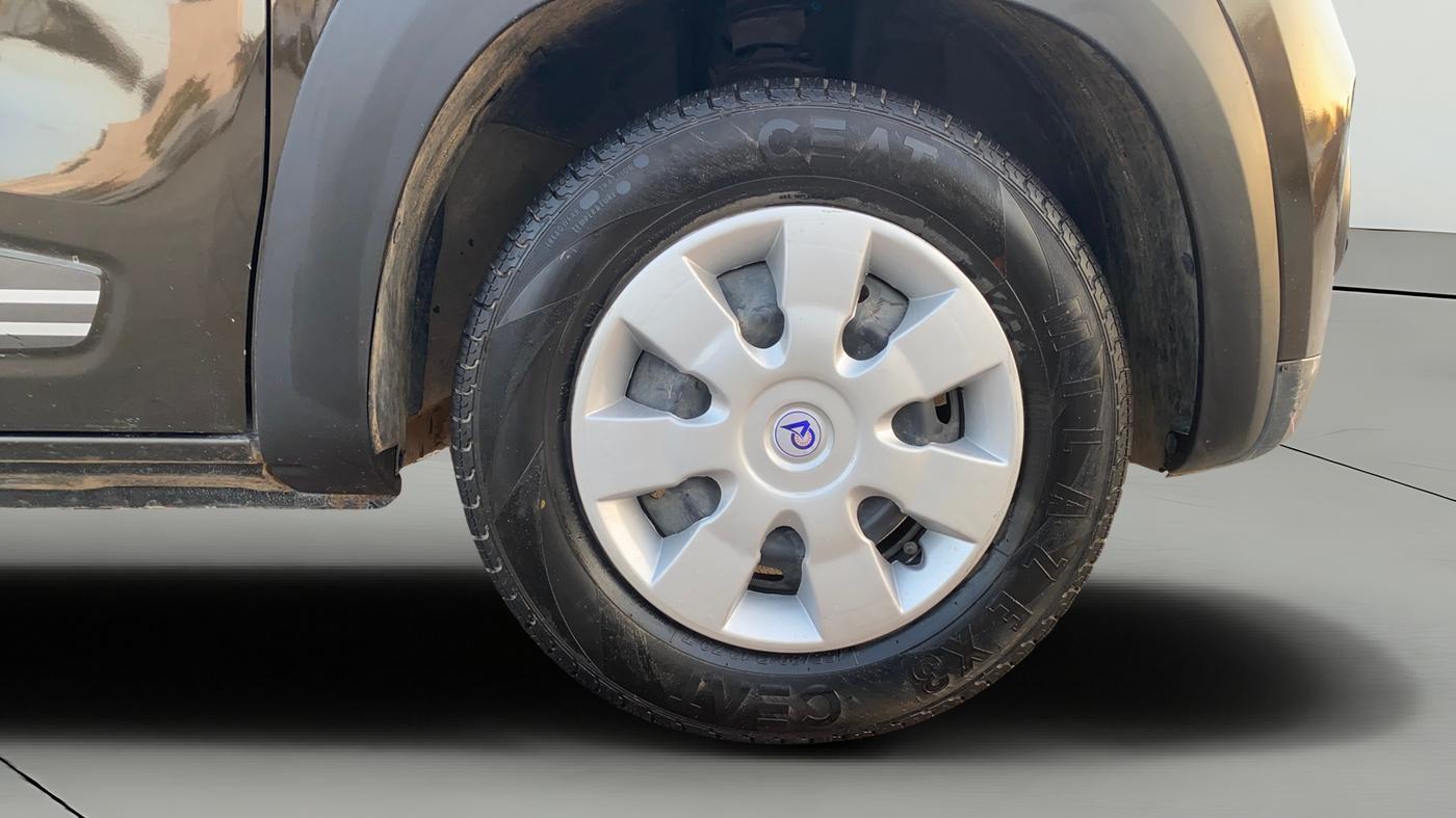 2019 Renault Kwid RXT 1.0 (O), Petrol, Manual, 25,442 km, Right Front Wheel