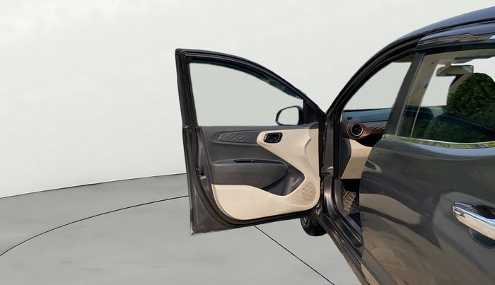 2021 Hyundai AURA S 1.2 CNG, CNG, Manual, 95,560 km, LHS Front Door