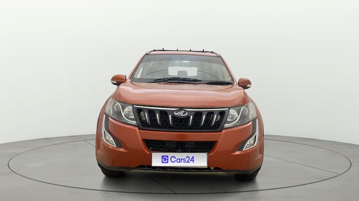 2017 Mahindra XUV500 W10 AT, Diesel, Automatic, 1,47,523 km, Front