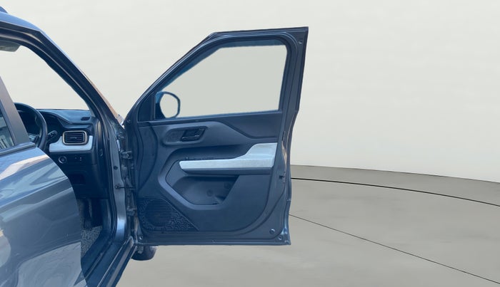 2024 Tata PUNCH ACCOMPLISHED MT CNG, CNG, Manual, 64,239 km, RHS Front Door