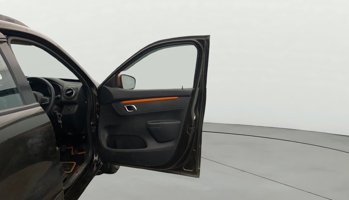 2022 Renault Kwid CLIMBER AMT 1.0, Petrol, Automatic, 20,835 km, RHS Front Door