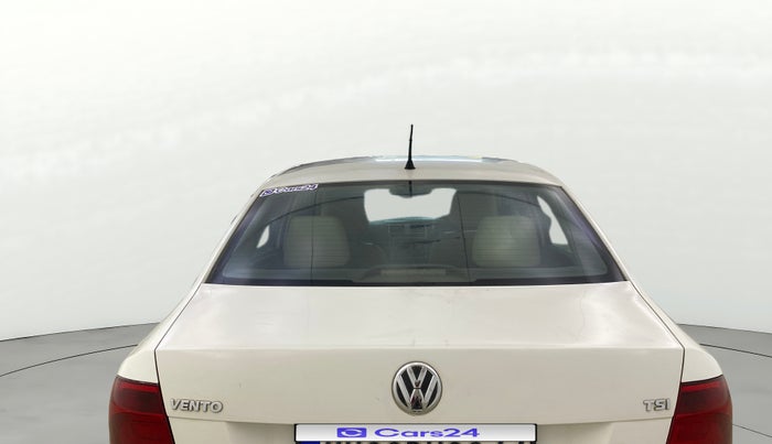 2014 Volkswagen Vento HIGHLINE PETROL AT, Petrol, Automatic, 42,796 km, Rear Windshield