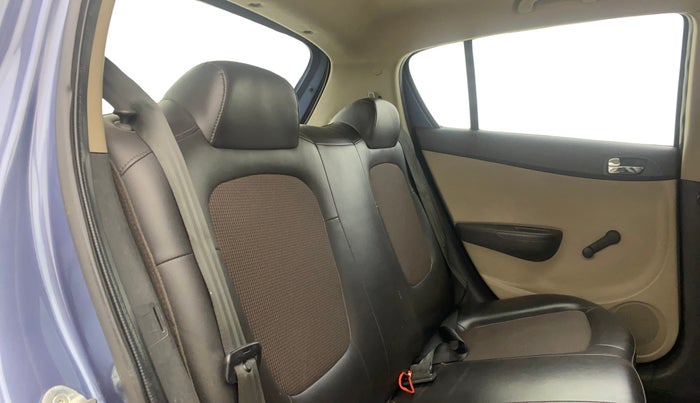 2013 Hyundai i20 ERA 1.2, Petrol, Manual, 36,048 km, Right Side Rear Door Cabin