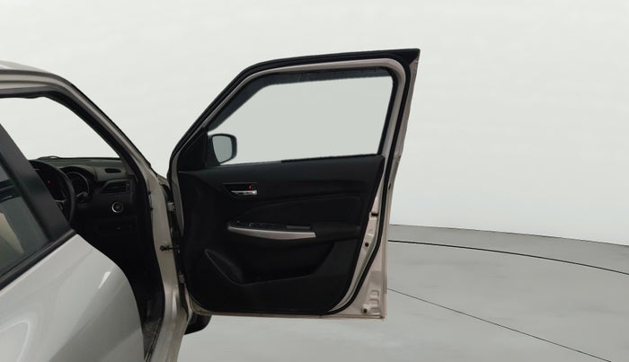 2018 Maruti Swift ZXI, Petrol, Manual, 1,09,200 km, RHS Front Door