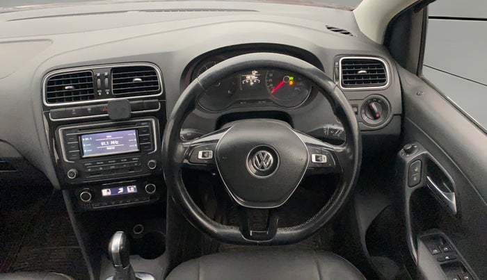 2015 Volkswagen Polo GT TSI AT, Petrol, Automatic, 1,38,786 km, Steering Wheel Close Up