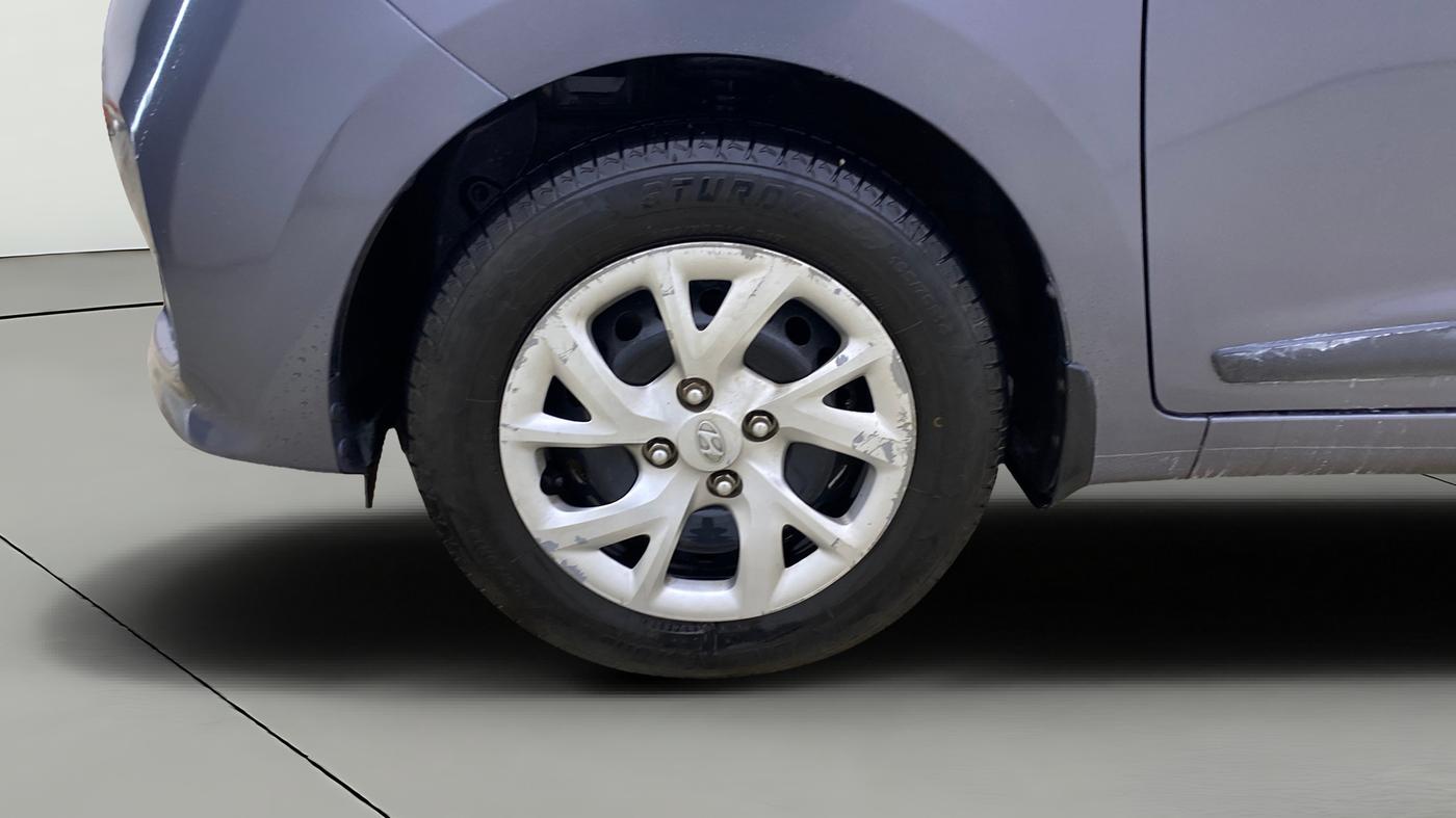 2018 Hyundai Grand i10 SPORTZ (O) 1.2 KAPPA VTVT, Petrol, Manual, 50,140 km, Left Front Wheel