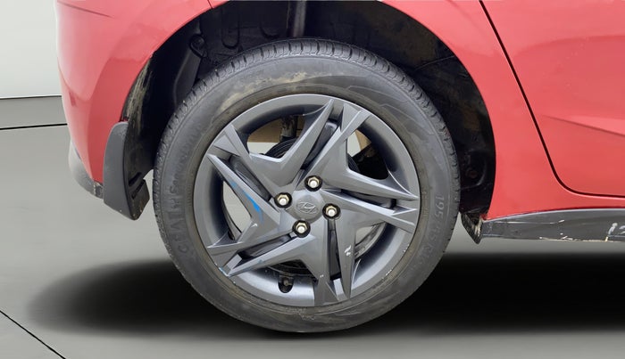2022 Hyundai NEW I20 SPORTZ 1.2 MT, Petrol, Manual, 42,074 km, Right Rear Wheel