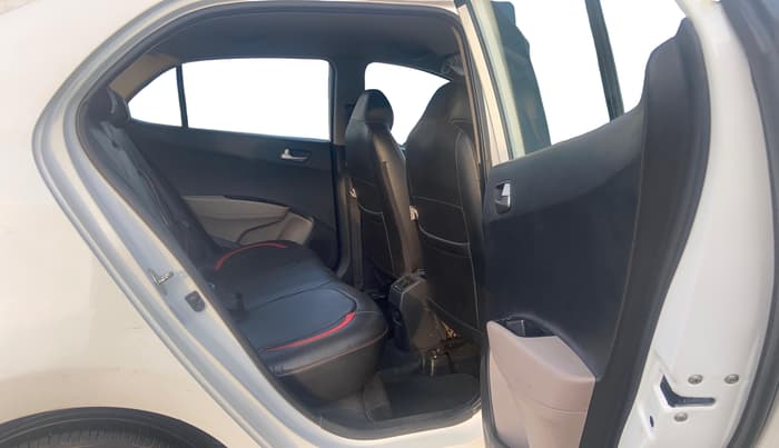 2014 Hyundai Xcent S 1.2, Petrol, Manual, 58,929 km, Right Side Rear Door Cabin