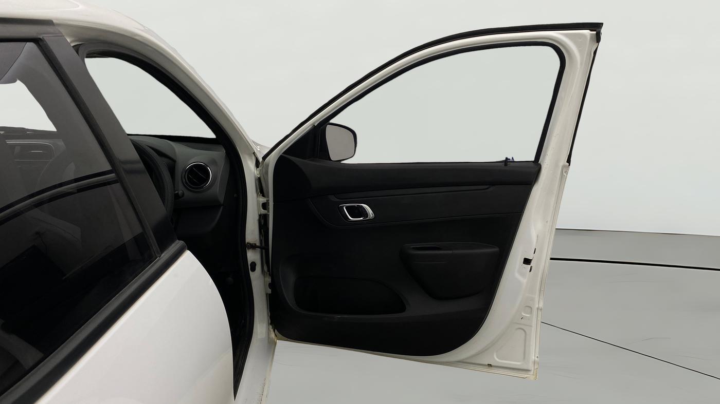 2018 Renault Kwid RXT 1.0 (O), Petrol, Manual, 69,928 km, RHS Front Door