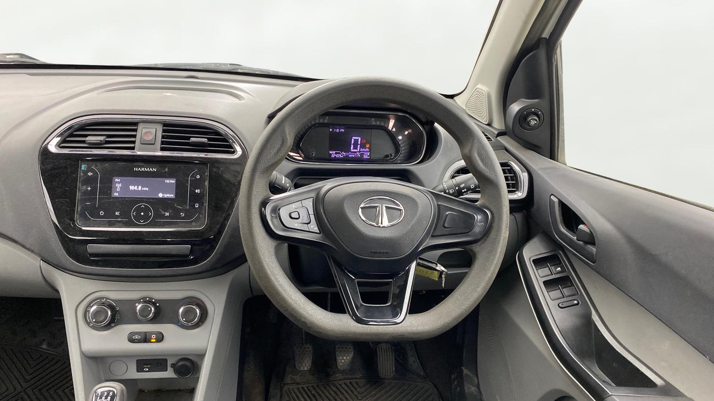 2022 Tata Tiago XT PETROL, Petrol, Manual, 62,423 km, Steering Wheel Close Up