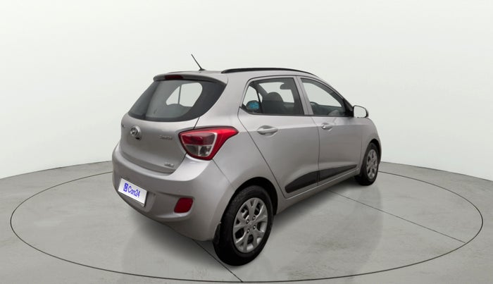 2016 Hyundai Grand i10 SPORTZ 1.2 KAPPA VTVT, Petrol, Manual, 96,085 km, Right Back Diagonal