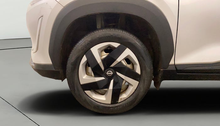 2023 Nissan MAGNITE  XE AMT EZ Shift, Petrol, Automatic, 21,273 km, Left Front Wheel