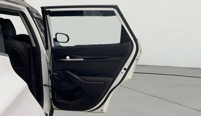 2021 KIA SELTOS GTX PLUS 1.5 DIESEL AT DUAL TONE, Diesel, Automatic, 82,267 km, RHS Rear Door