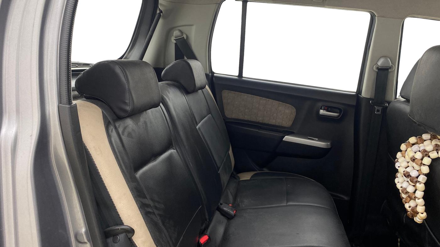 2015 Maruti Wagon R 1.0 VXI, Petrol, Manual, 22,149 km, Right Side Rear Door Cabin