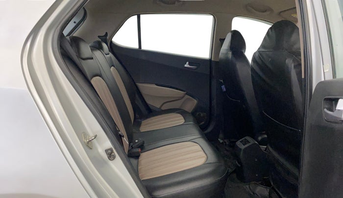 2018 Hyundai Grand i10 SPORTZ 1.2 KAPPA VTVT, Petrol, Manual, 62,900 km, Right Side Rear Door Cabin