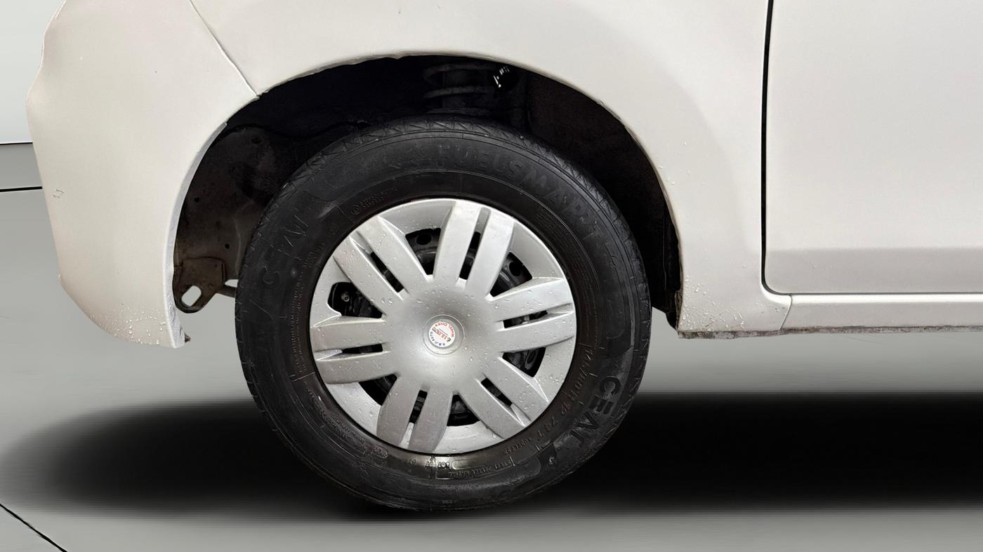 2020 Maruti Alto LXI, Petrol, Manual, 39,212 km, Left Front Wheel