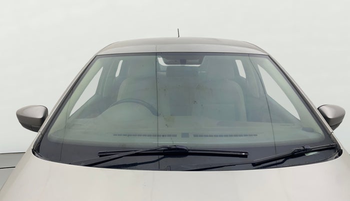 2015 Skoda Rapid 1.5 TDI CR ELEGANCE PLUS AT, Diesel, Automatic, 1,07,021 km, Front Windshield