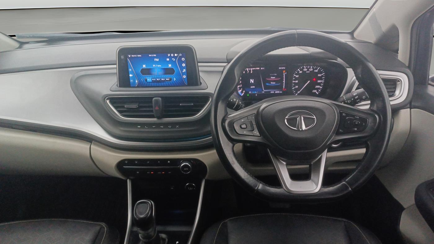 2022 Tata ALTROZ XZA PLUS, Petrol, Automatic, 20,377 km, Steering Wheel Close Up