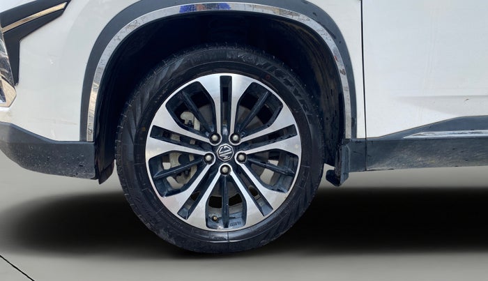 2021 MG HECTOR SHARP HYBRID 1.5 PETROL, Petrol, Manual, 40,654 km, Left Front Wheel