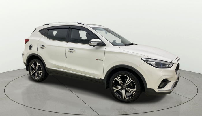 2022 MG ASTOR SAVVY 1.5 CVT S RED, Petrol, Automatic, 18,257 km, Right Front Diagonal