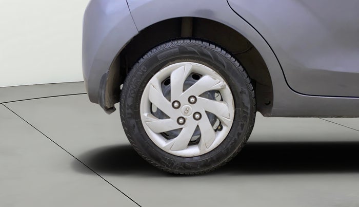 2020 Hyundai NEW SANTRO SPORTZ CNG, CNG, Manual, 1,15,118 km, Right Rear Wheel