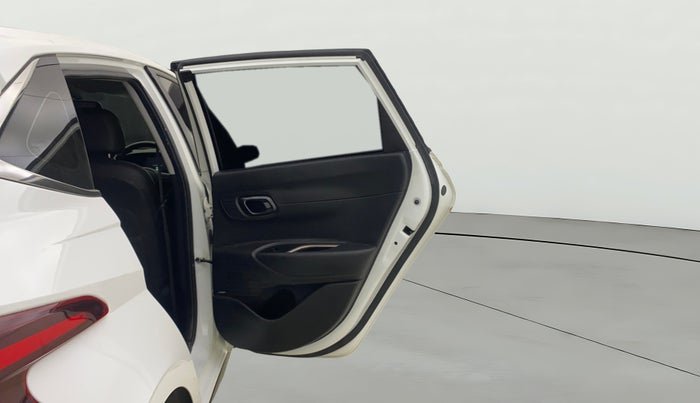 2022 Hyundai NEW I20 ASTA (O) 1.5 CRDI MT, Diesel, Manual, 32,962 km, RHS Rear Door