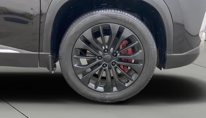 2022 MG HECTOR SHARP 1.5 PETROL CVT, Petrol, Automatic, 89,105 km, Right Front Wheel