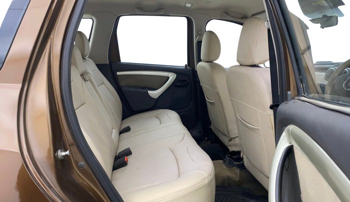 2014 Renault Duster RXL PETROL, Petrol, Manual, 66,946 km, Right Side Rear Door Cabin