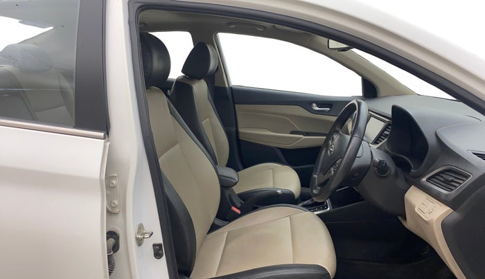 2018 Hyundai Verna 1.6 VTVT SX (O) AT, Petrol, Automatic, 68,366 km, Right Side Front Door Cabin