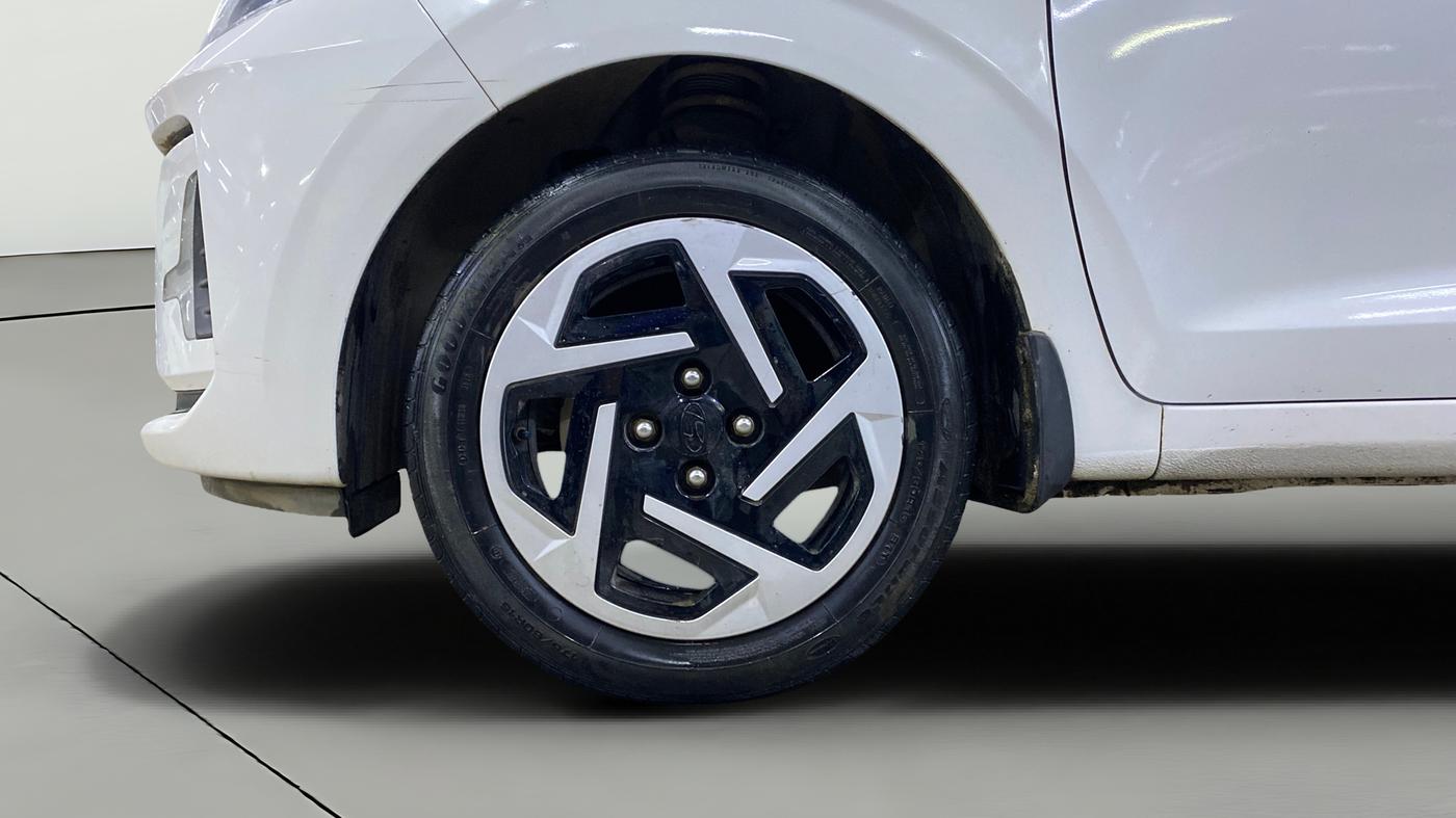 2024 Hyundai GRAND I10 NIOS SPORTZ AMT 1.2 KAPPA VTVT, Petrol, Automatic, 33,844 km, Left Front Wheel