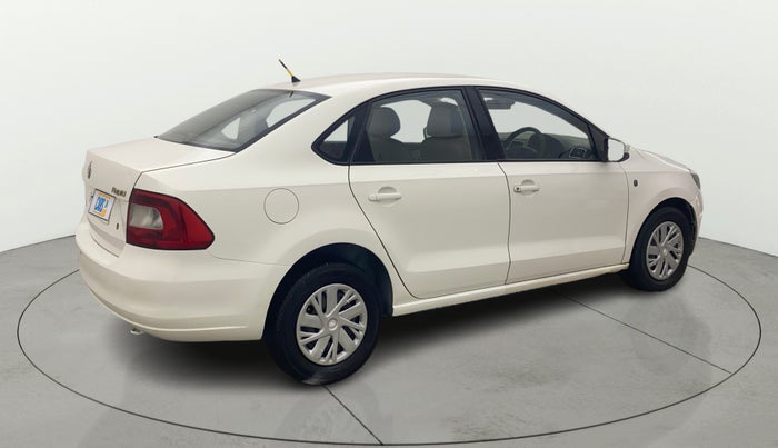 2012 Skoda Rapid AMBITION 1.6 TDI CR MT PLUS, Diesel, Manual, 1,10,617 km, Right Back Diagonal