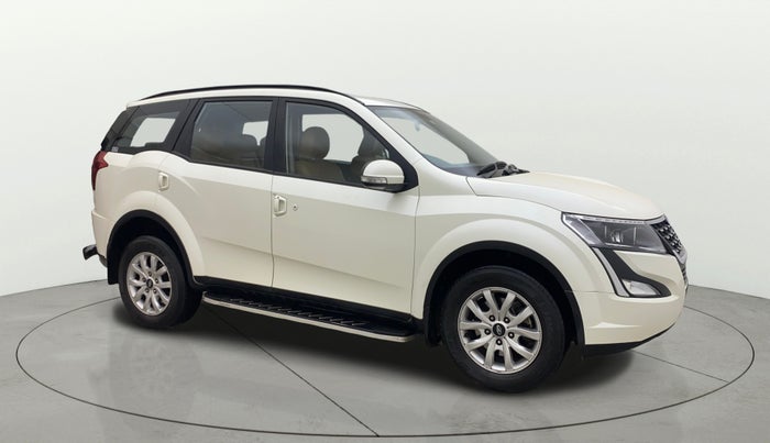 2020 Mahindra XUV500 W7, Diesel, Manual, 79,823 km, Right Front Diagonal