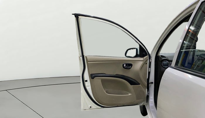 2016 Hyundai i10 SPORTZ 1.1, Petrol, Manual, 63,077 km, LHS Front Door