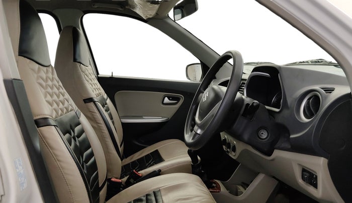 2019 Maruti Alto K10 VXI, CNG, Manual, 38,215 km, Right Side Front Door Cabin