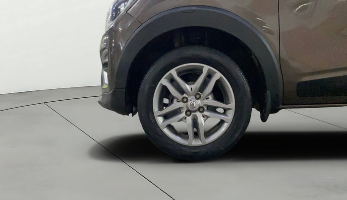 2021 Renault TRIBER RXZ, Petrol, Manual, 32,773 km, Left Front Wheel