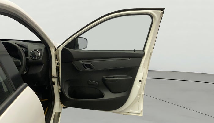 2017 Renault Kwid RXL 1.0, Petrol, Manual, 1,17,575 km, RHS Front Door