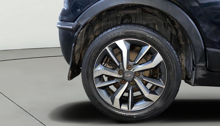 2021 Mahindra XUV300 W8 (O) 1.5 DIESEL, Diesel, Manual, 75,937 km, Right Rear Wheel