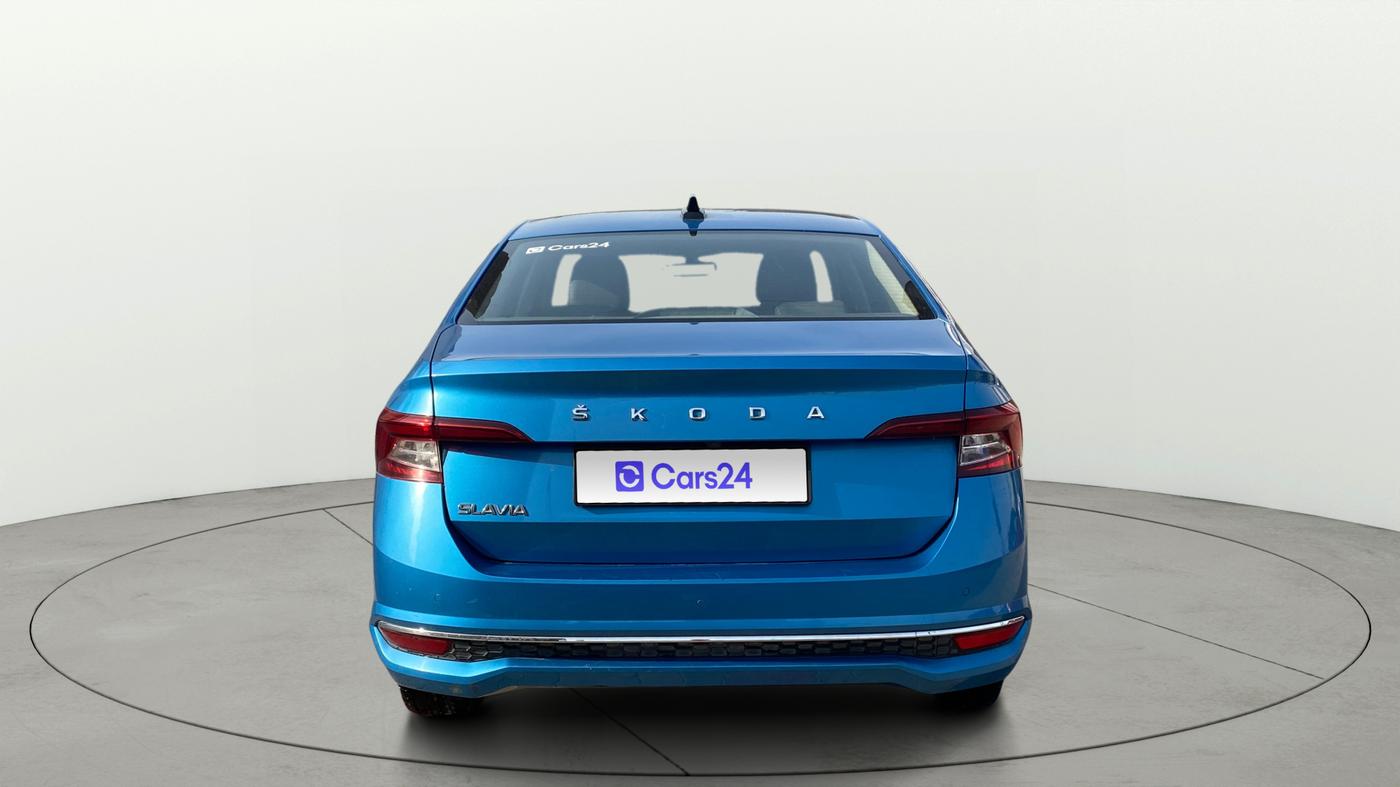 2023 Skoda SLAVIA STYLE 1.0L TSI MT, Petrol, Manual, 1,03,155 km, Back/Rear
