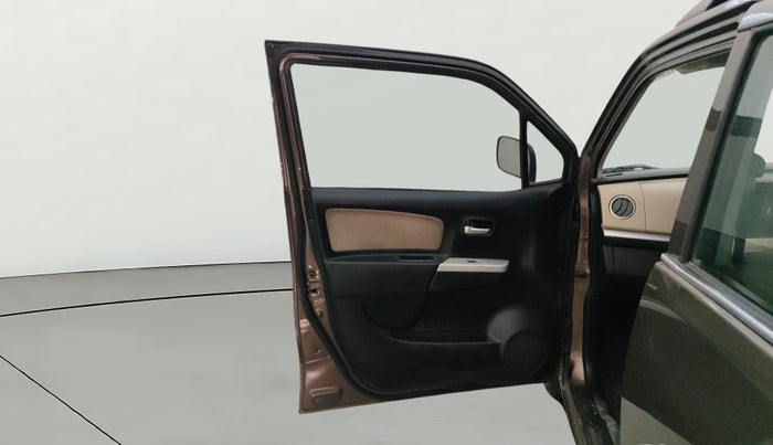 2018 Maruti Wagon R 1.0 LXI CNG, CNG, Manual, 96,300 km, LHS Front Door