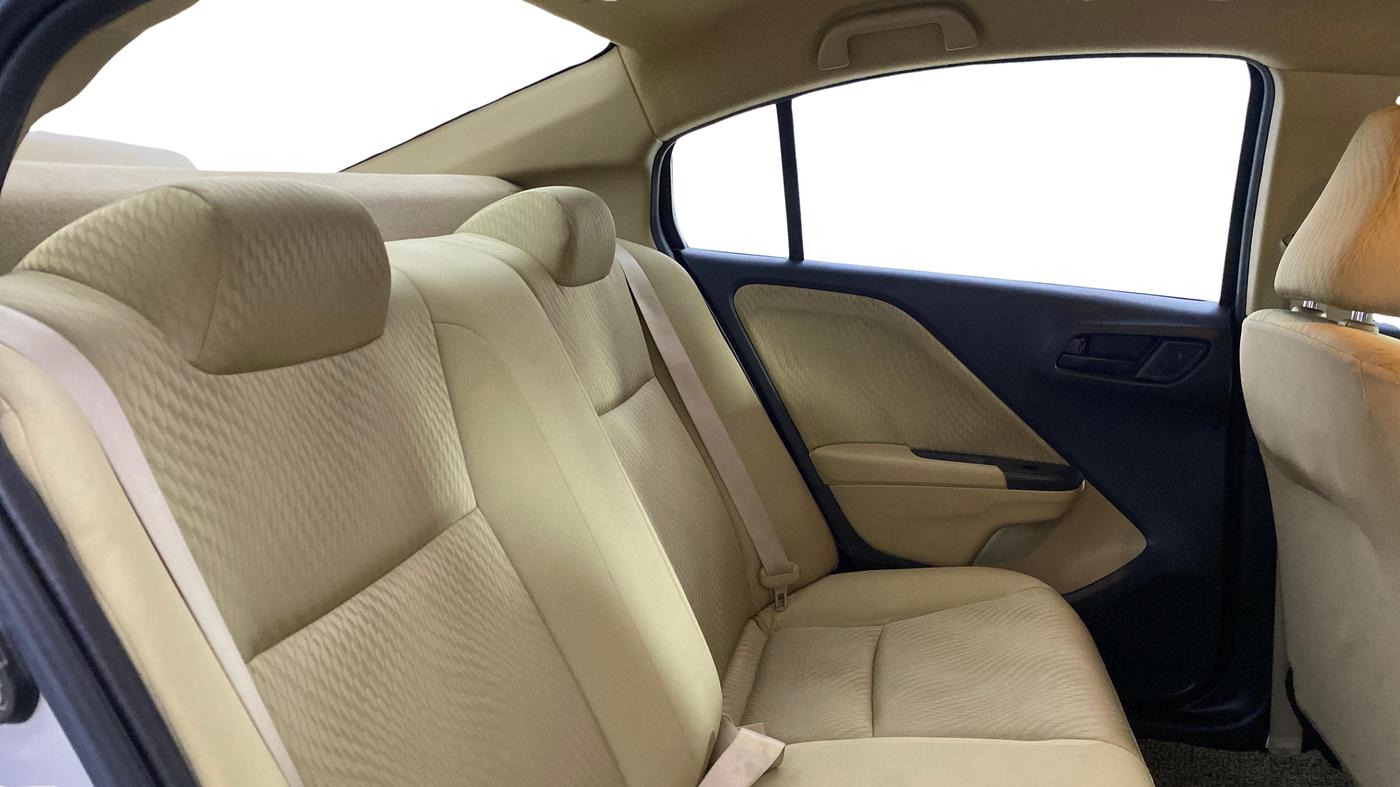 2015 Honda City 1.5L I-VTEC S MT, Petrol, Manual, 26,607 km, Right Side Rear Door Cabin
