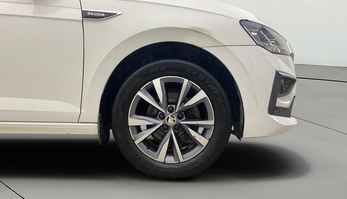 2022 Skoda SLAVIA STYLE 1.0L TSI MT, Petrol, Manual, 69,712 km, Right Front Wheel