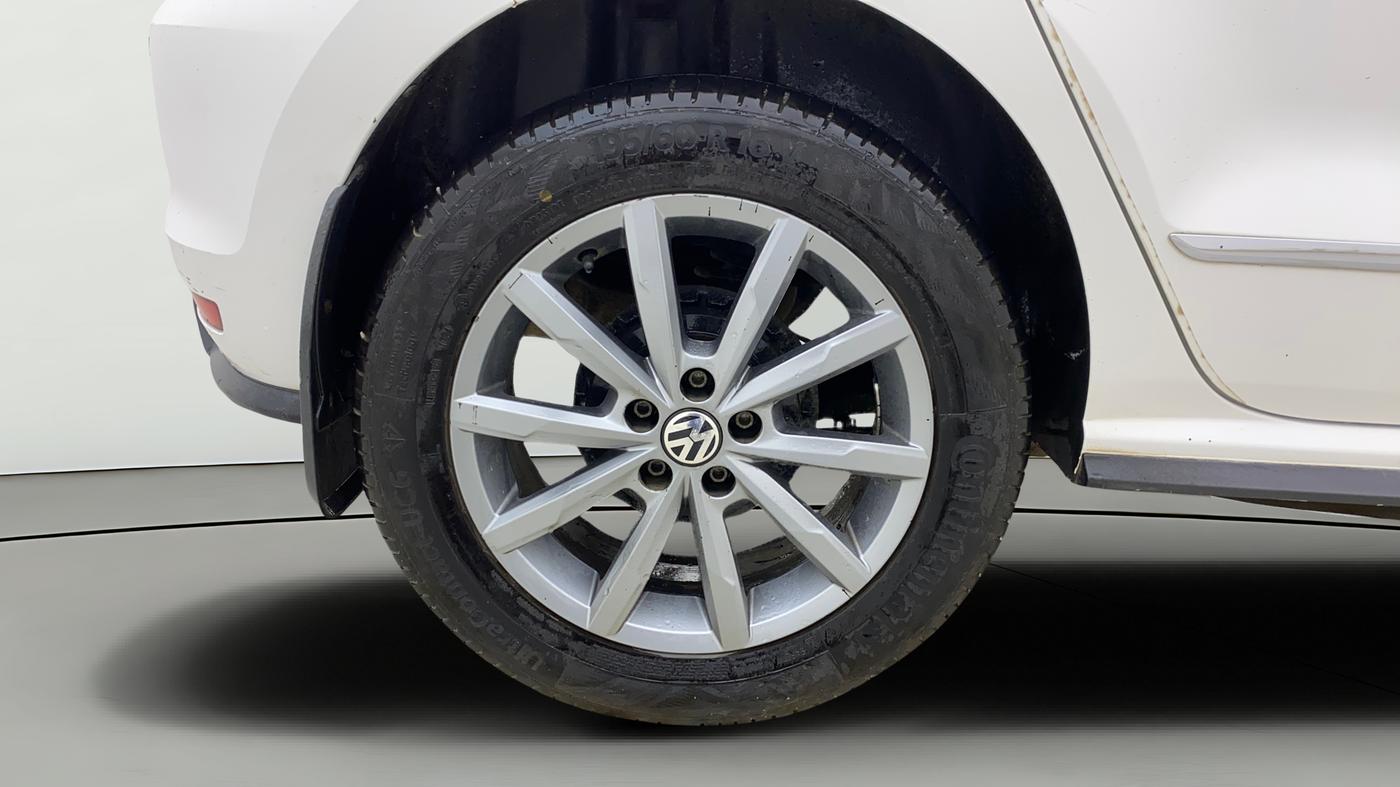 2021 Volkswagen Polo HIGHLINE PLUS 1.0L TSI AT, Petrol, Automatic, 96,181 km, Right Rear Wheel