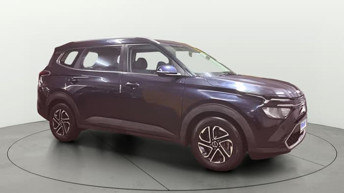 2022 KIA CARENS PRESTIGE PLUS 1.4 PETROL DCT 7 STR, Petrol, Automatic, 23,326 km, Right Front Diagonal