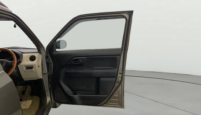 2020 Maruti New Wagon-R LXI CNG 1.0, CNG, Manual, 48,321 km, RHS Front Door